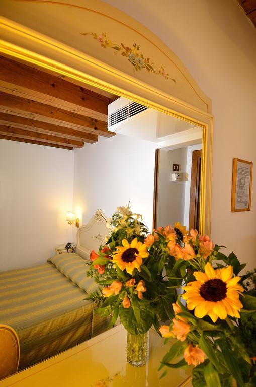 Hotel Orion 2*
